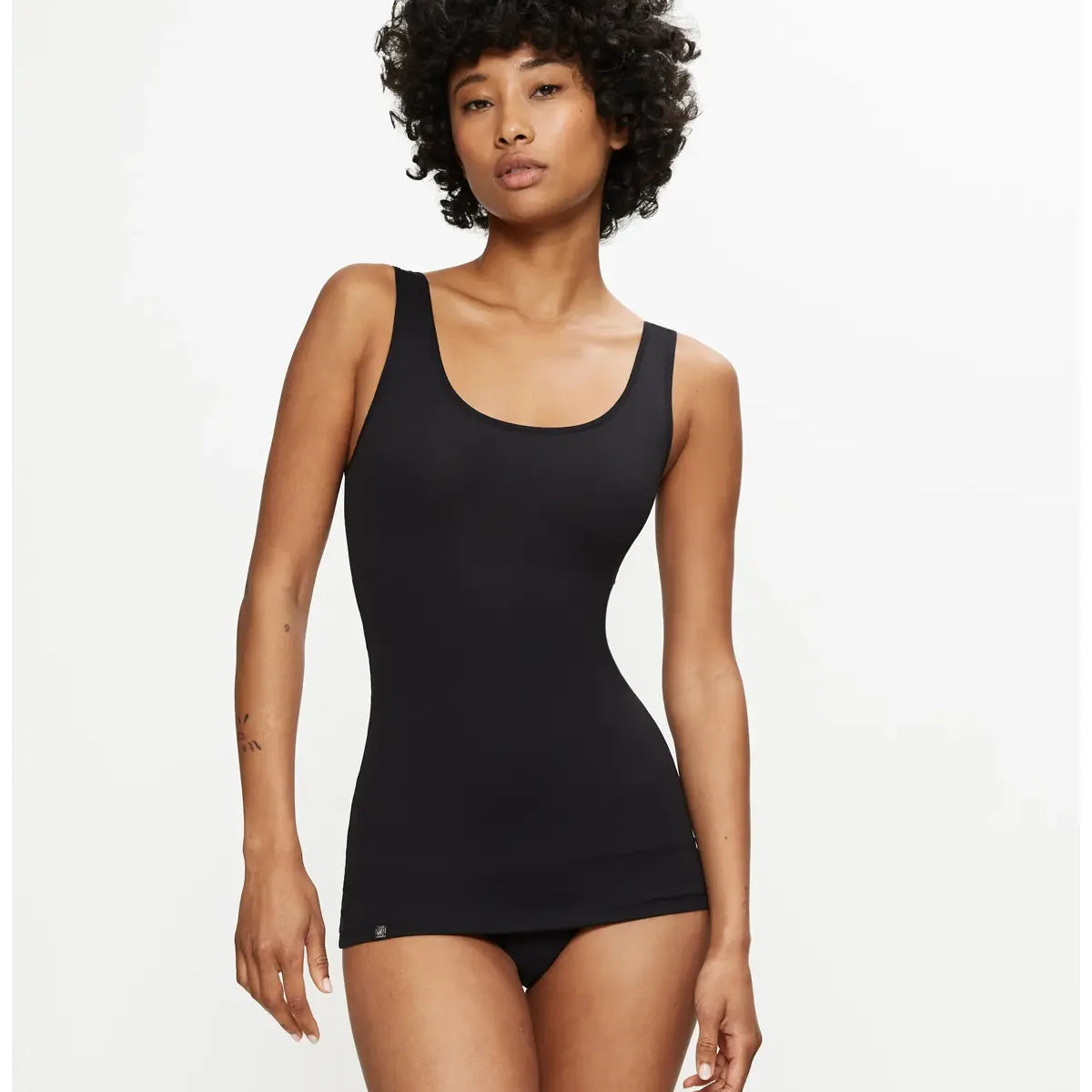 Triumph Trendy Sensation muotoileva toppi