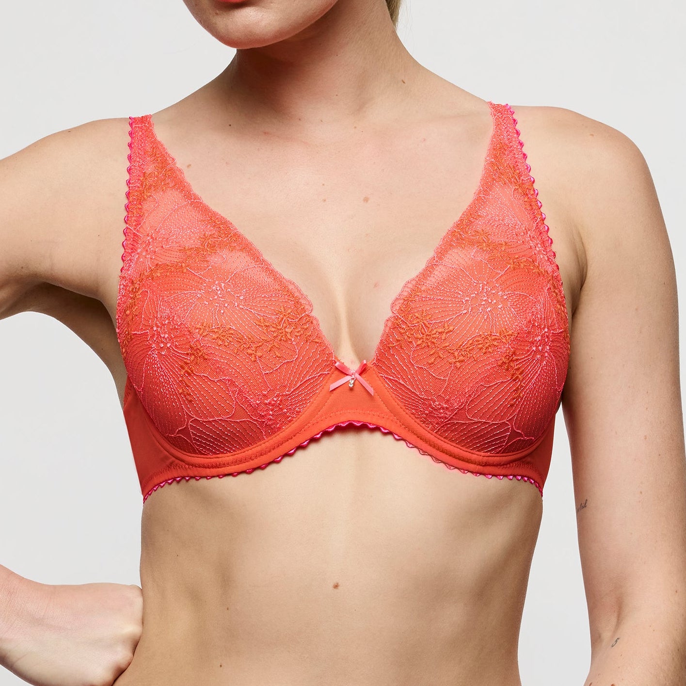 Marie Jo Solene rintaliivi