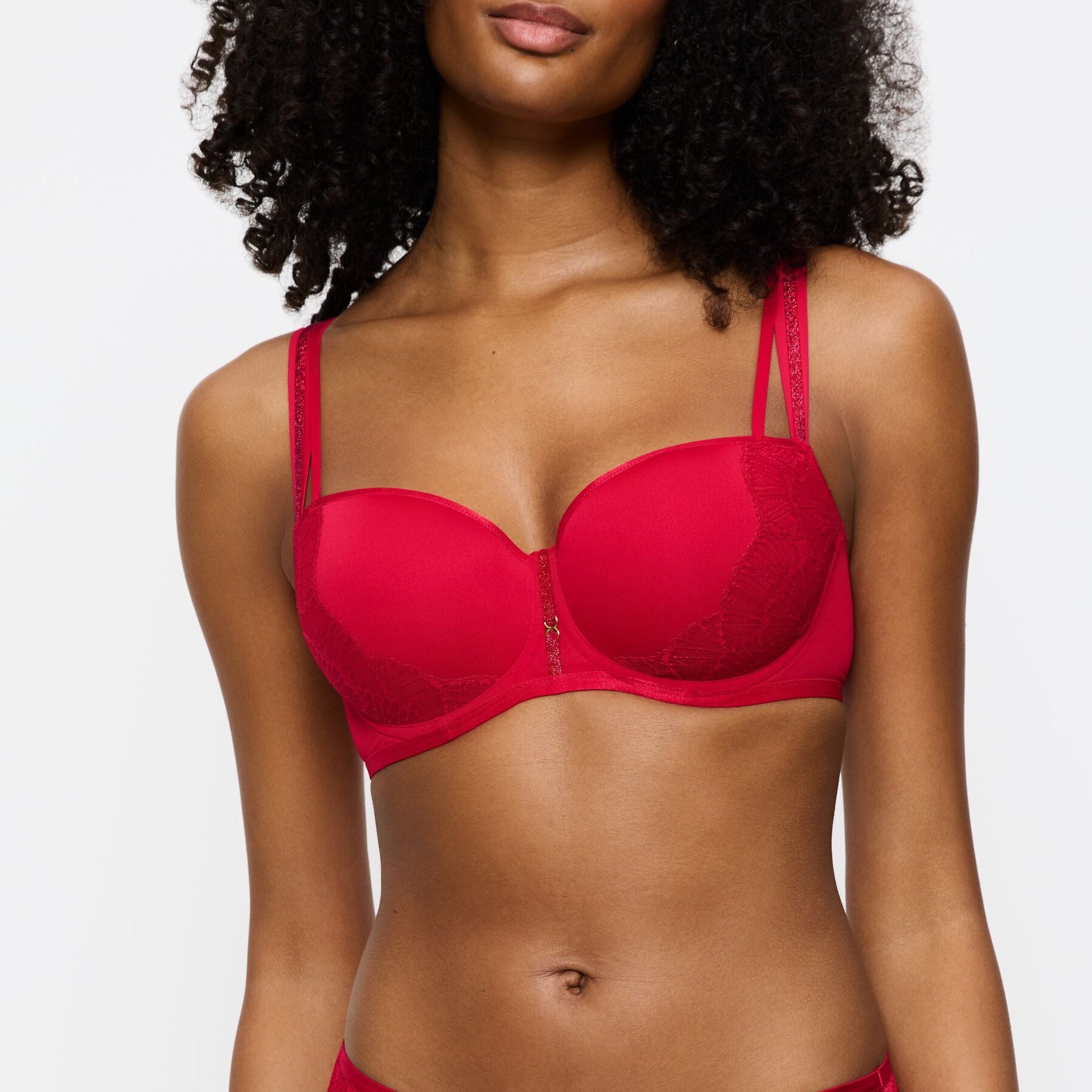 Triumph Palina Moonlight Kiss WHP rintaliivi