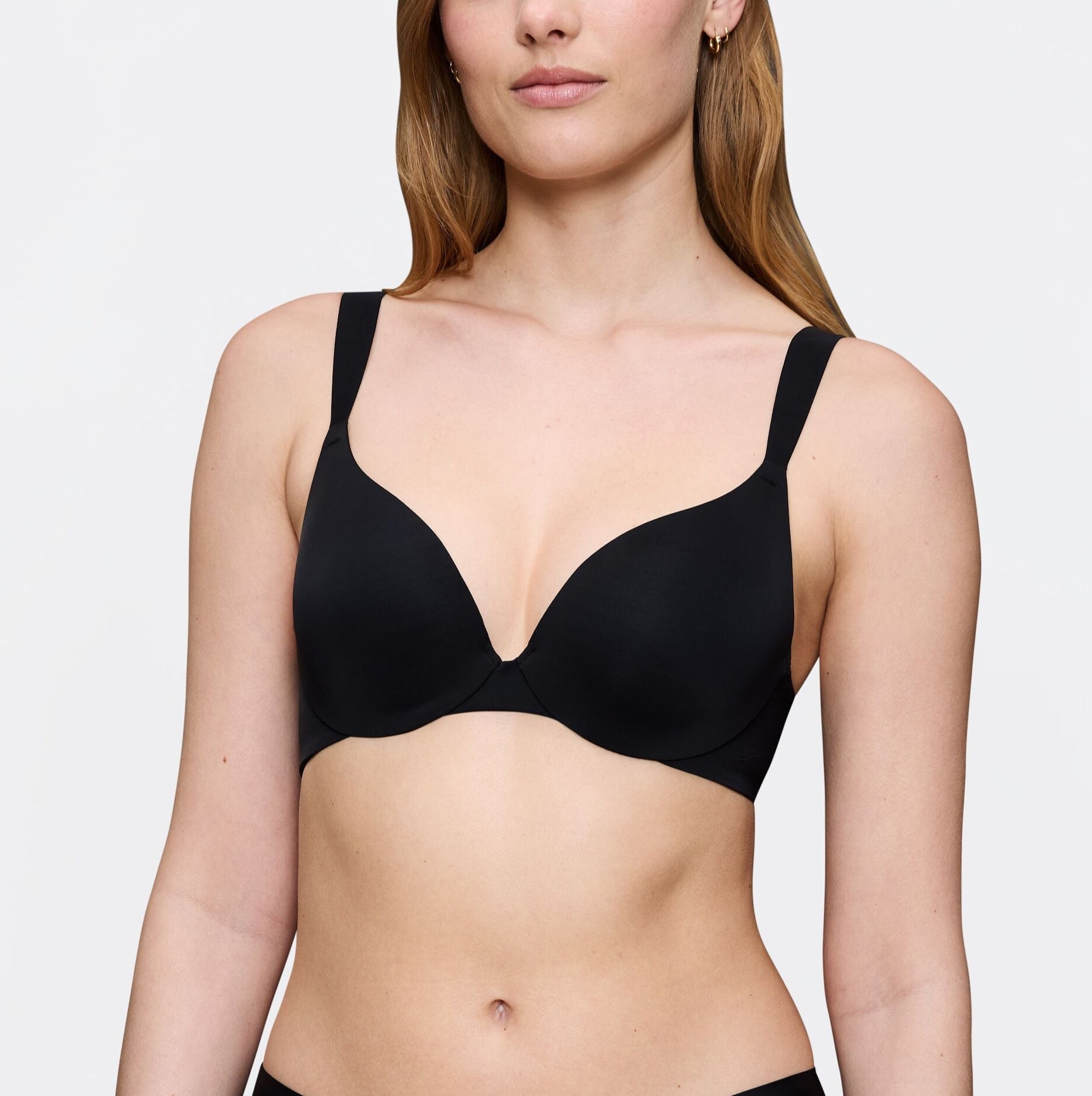 Triumph Body Make-up Illusion WP EX rintaliivi